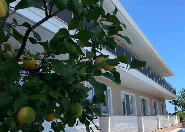 Gradina מלון דירות 3*